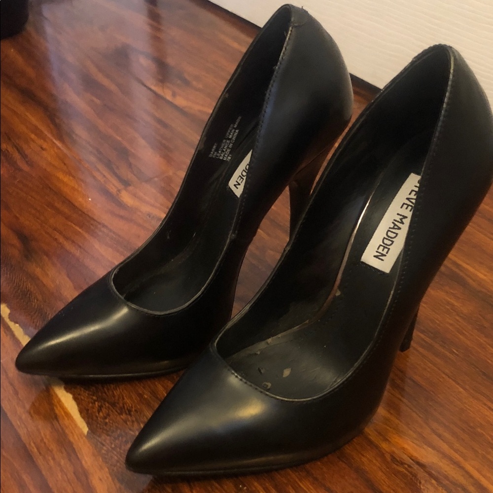 Steve Madden Classic Black Heels